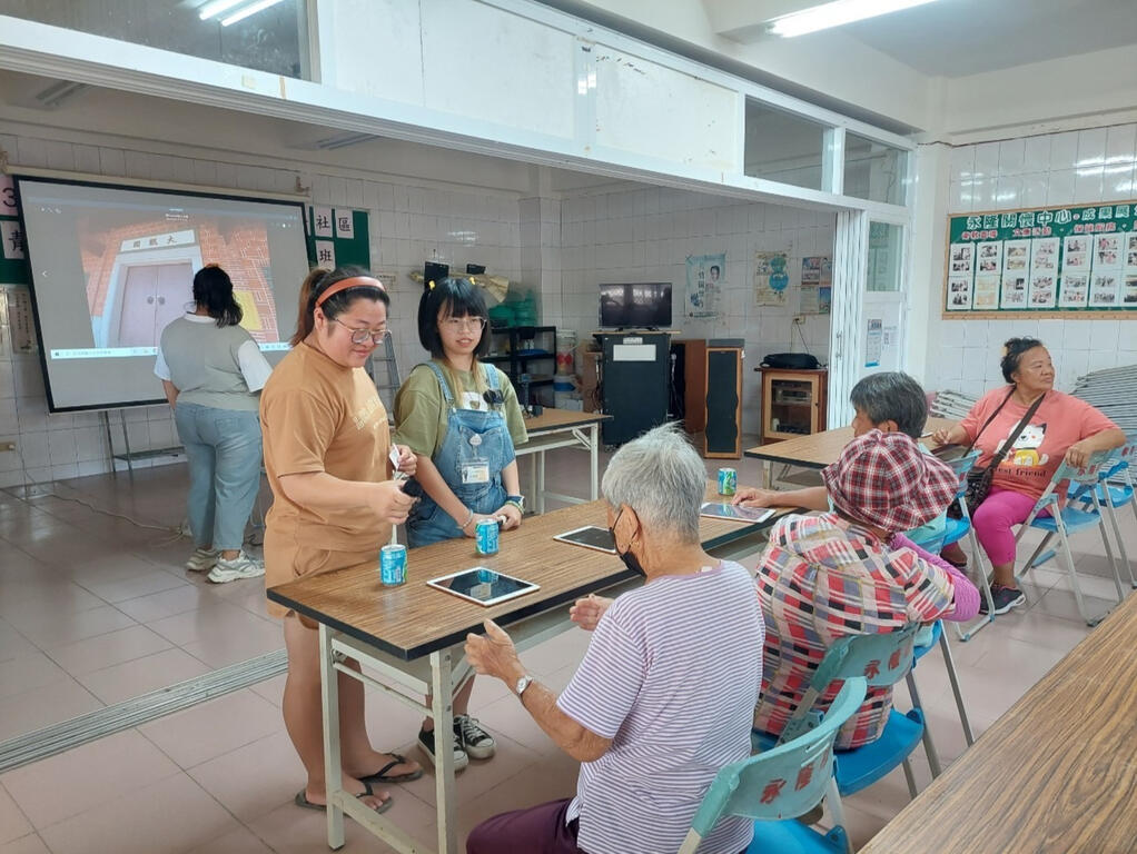 活動側拍
